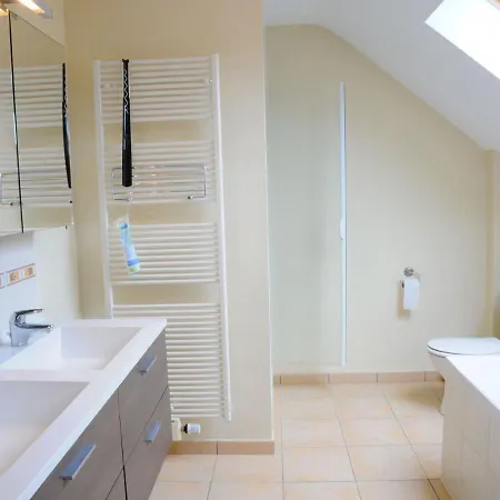 Hotel For A Leisurely And Laid-back Experience, A Lovely To Keep Warm!! *